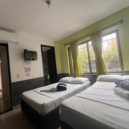 Hotel Laureles Home メデジン エクステリア 写真