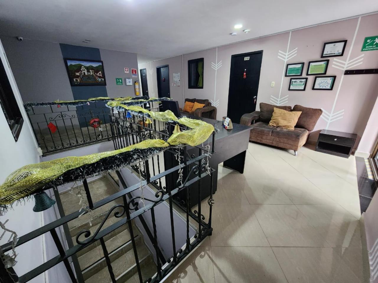 Hotel Laureles Home メデジン エクステリア 写真