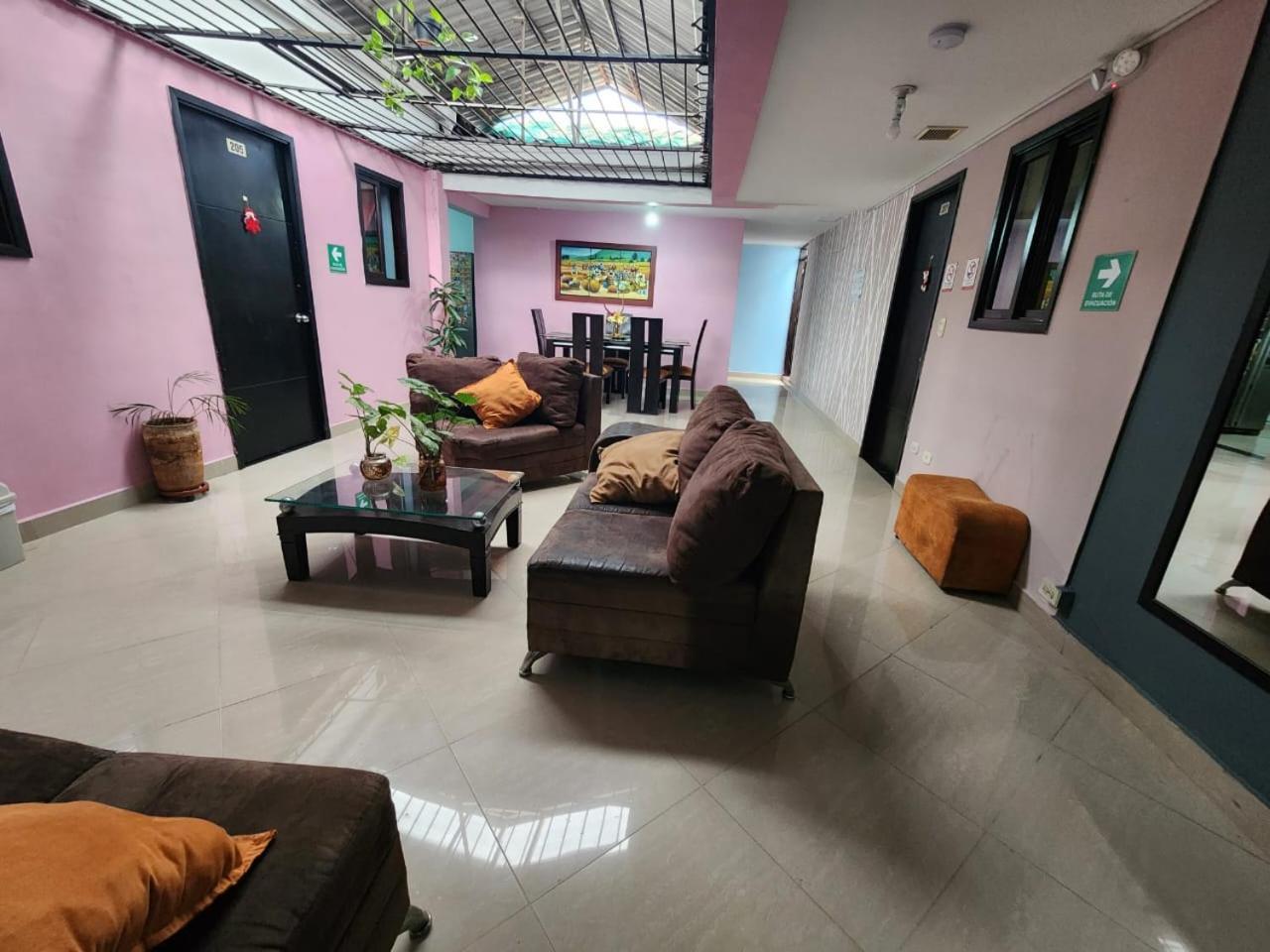 Hotel Laureles Home メデジン エクステリア 写真