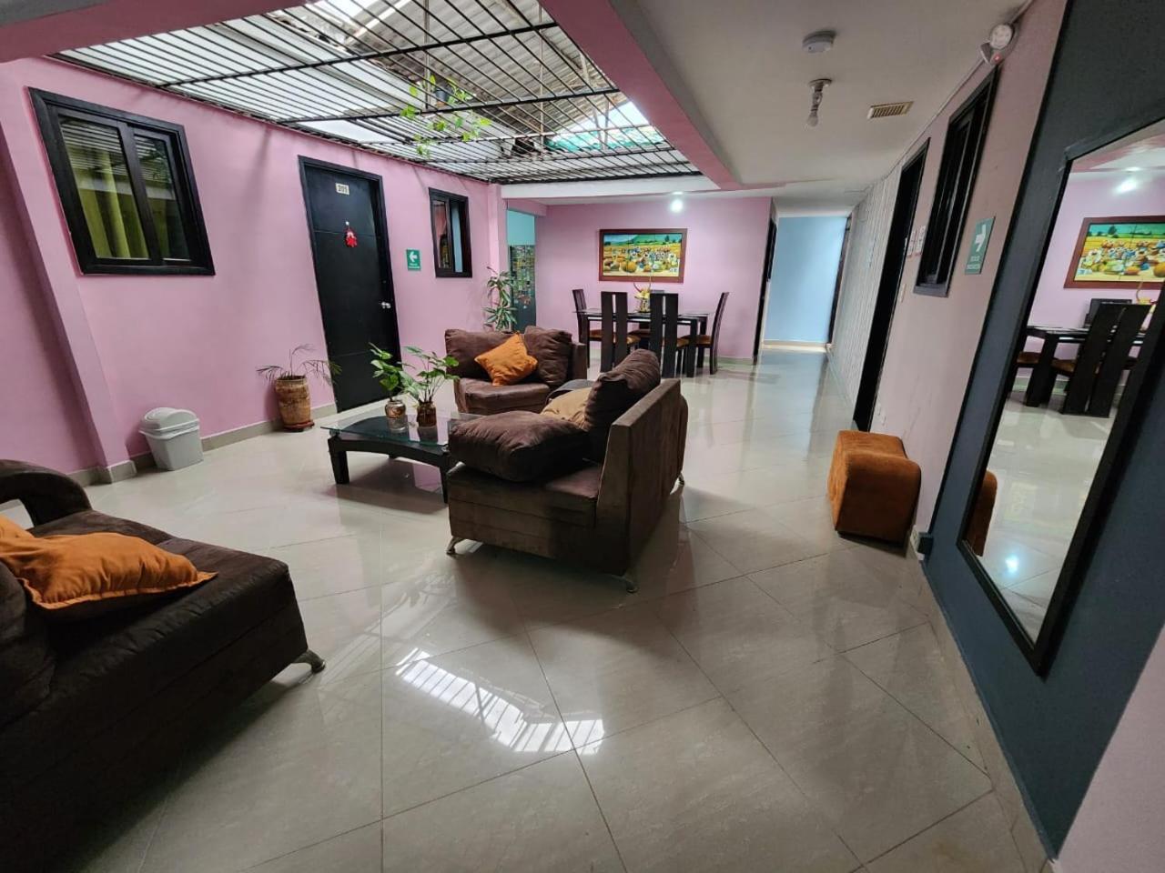 Hotel Laureles Home メデジン エクステリア 写真