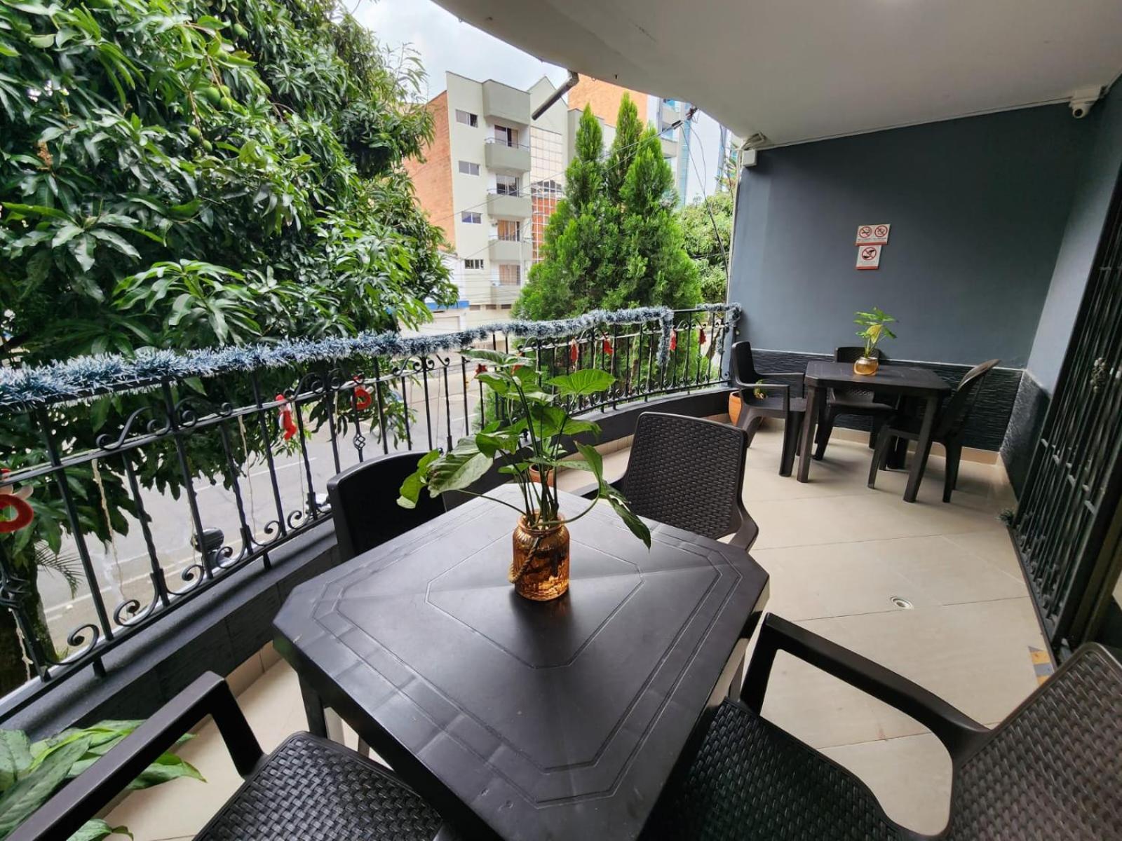 Hotel Laureles Home メデジン エクステリア 写真