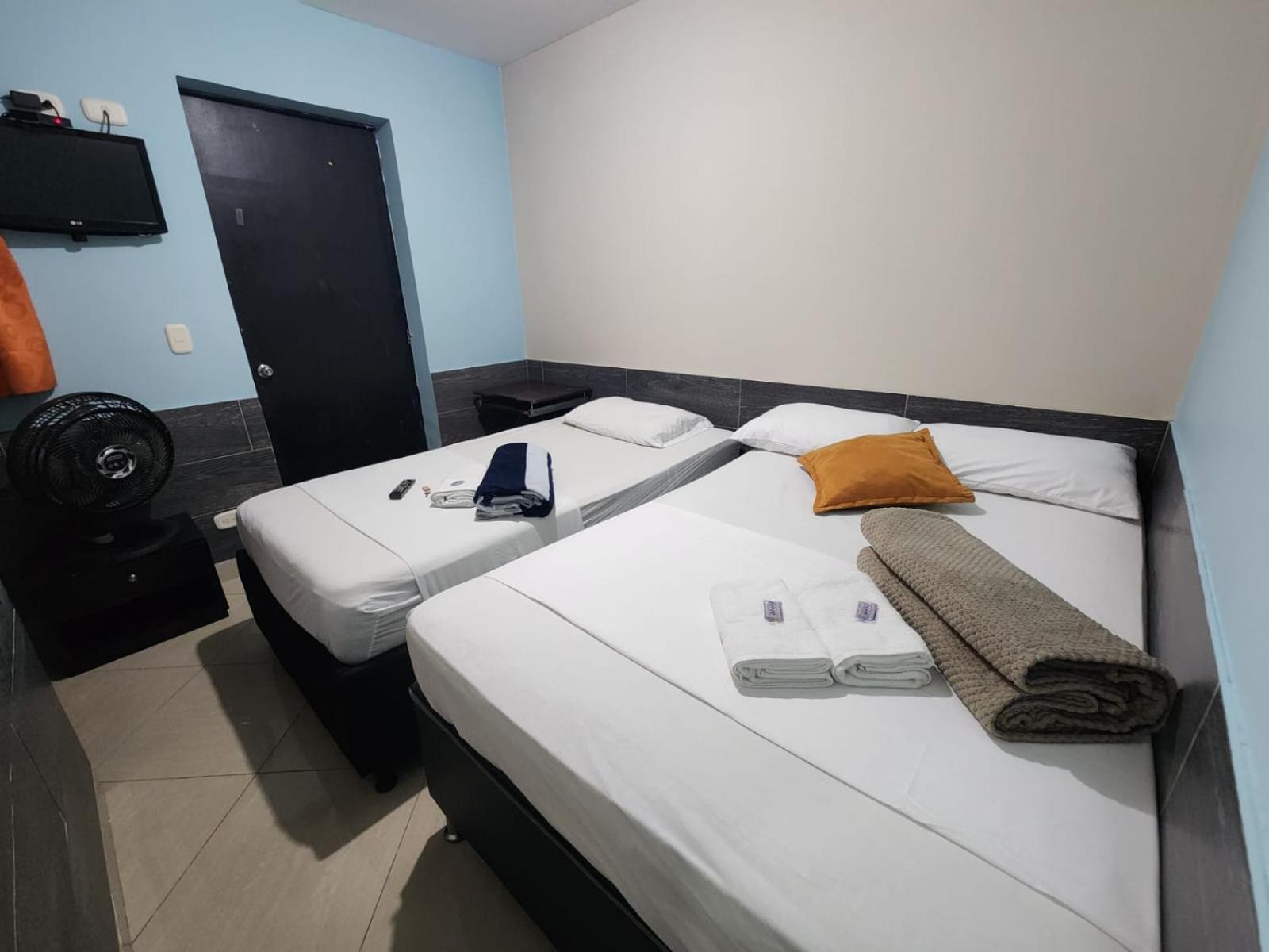 Hotel Laureles Home メデジン エクステリア 写真
