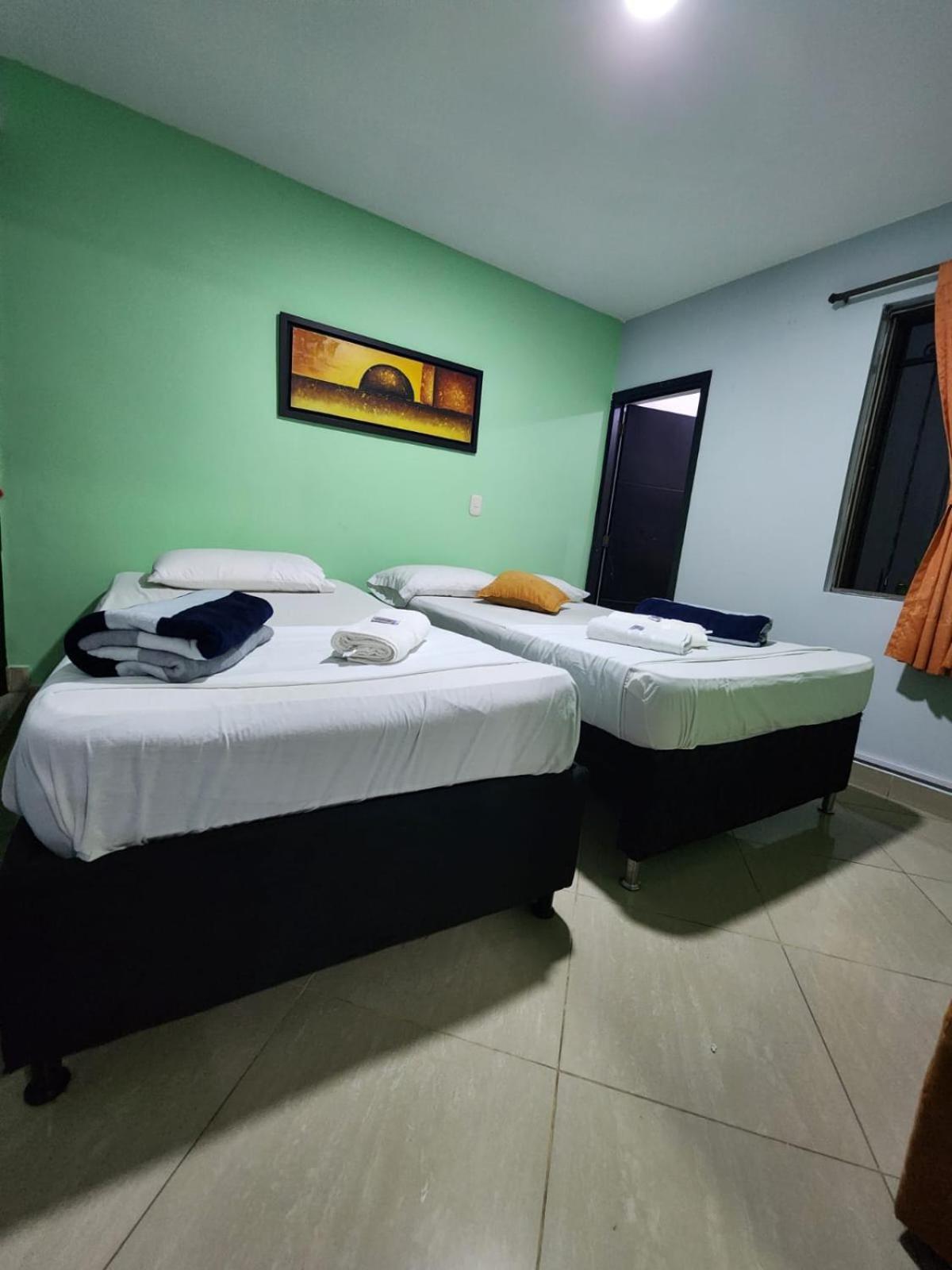 Hotel Laureles Home メデジン エクステリア 写真