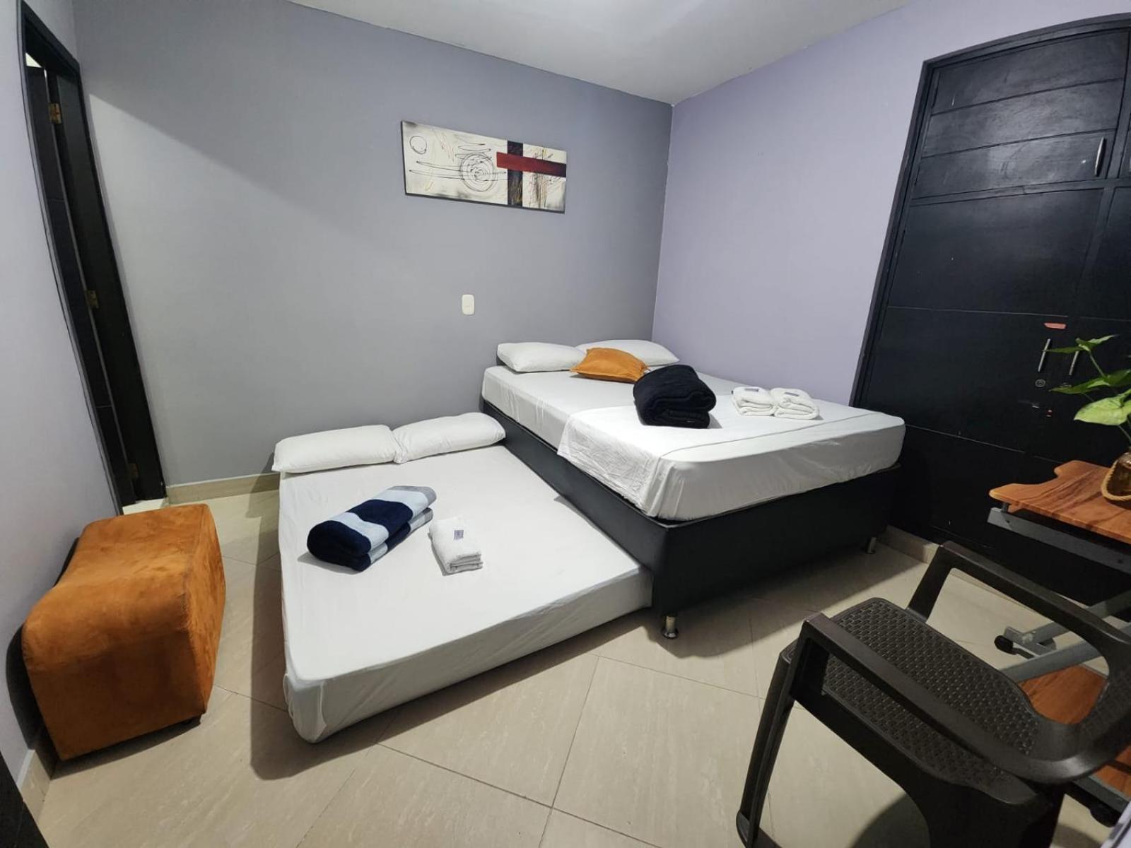 Hotel Laureles Home メデジン エクステリア 写真
