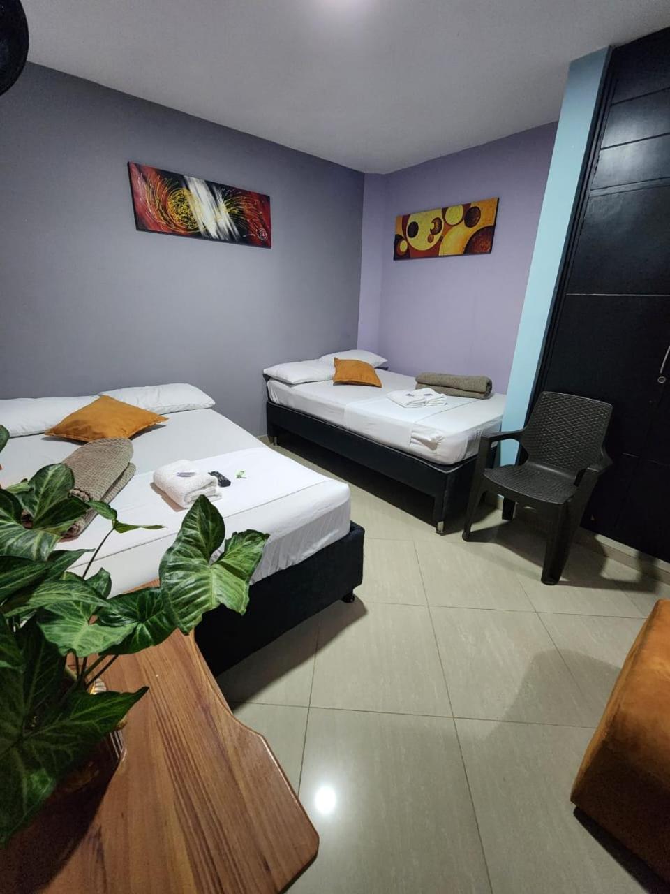 Hotel Laureles Home メデジン エクステリア 写真