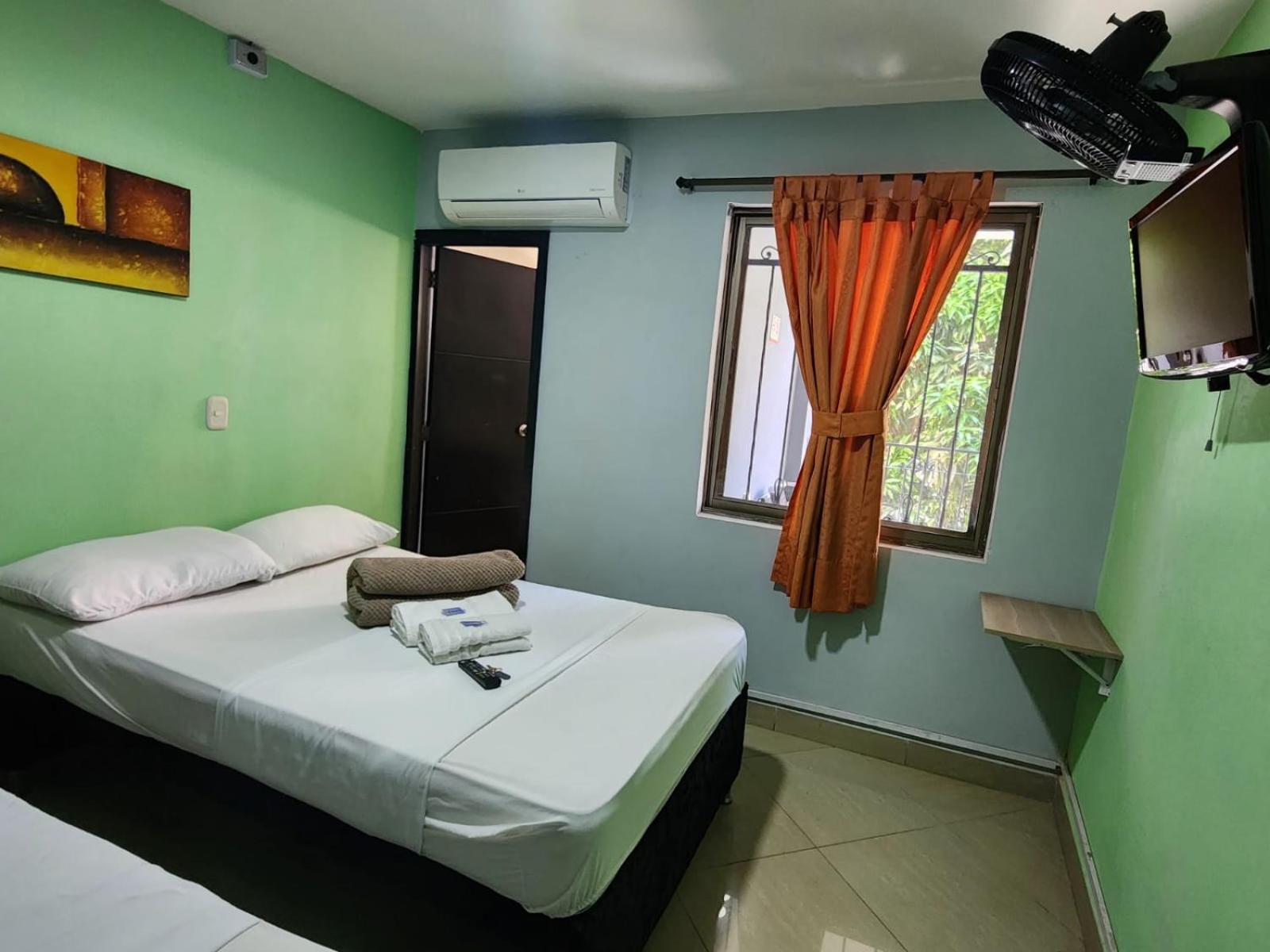 Hotel Laureles Home メデジン エクステリア 写真